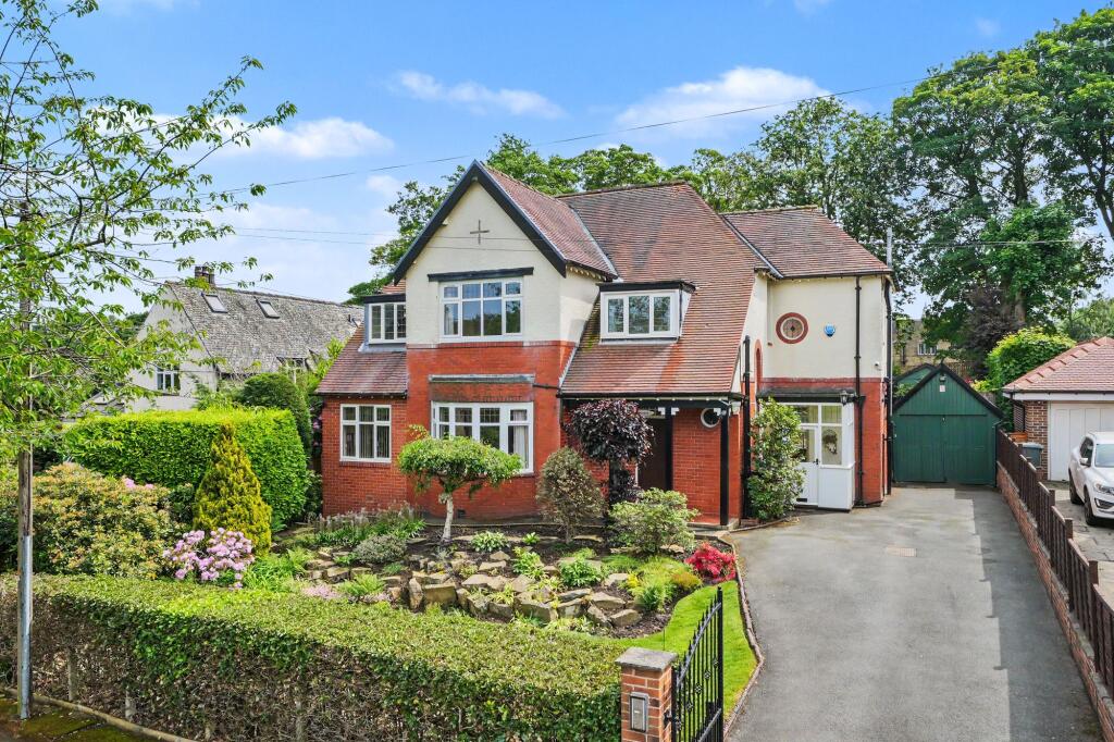 4-bed detached on Glenacre, Stanwell Avenue, Birkby, Huddersfield, £650,000