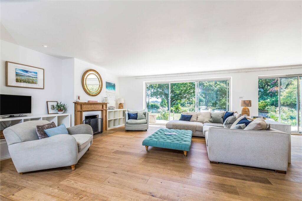 House in Portsmouth - View 5