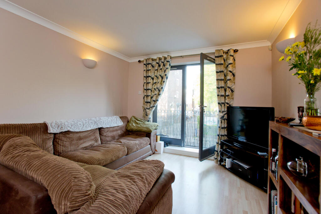 Apartment in London - View 3