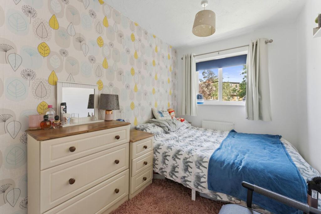 House in Harborough, Little Bowden - More