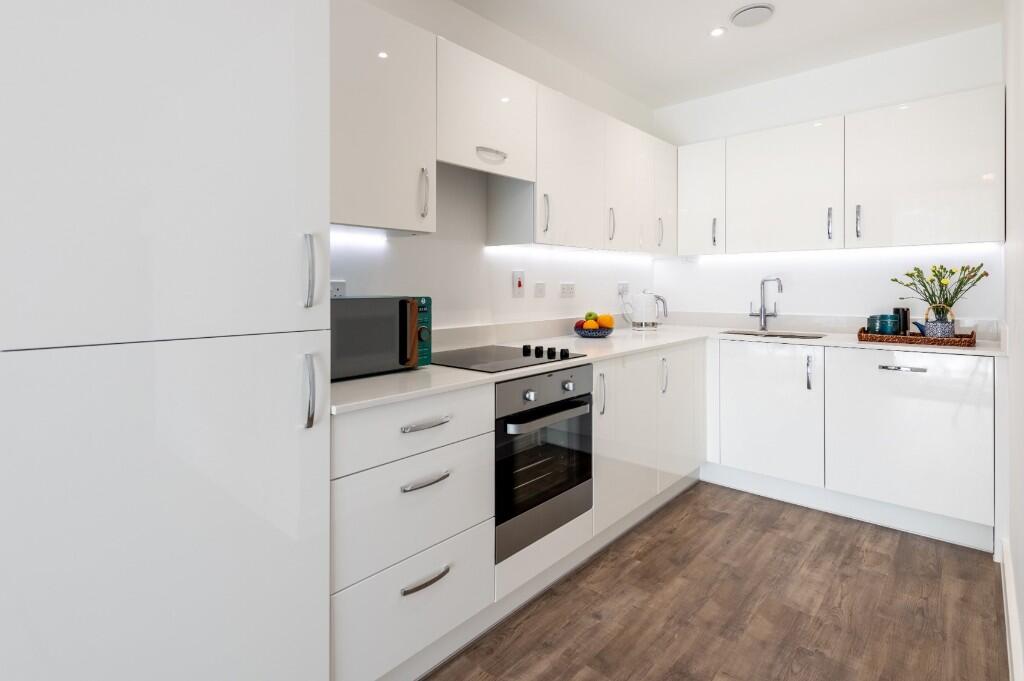 Seven Sisters Road, London, N4 photo 3