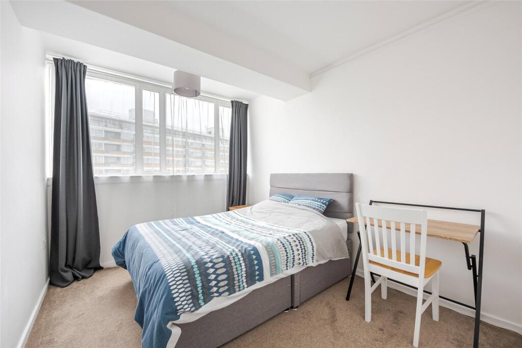 Apartment in London - View 3
