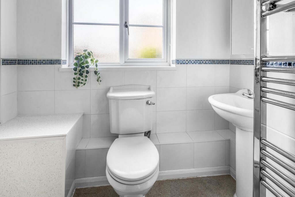 Additional image 11 of Flat 3, Raglan Court, 30 New Road, Bromsgrove B60 2JJ