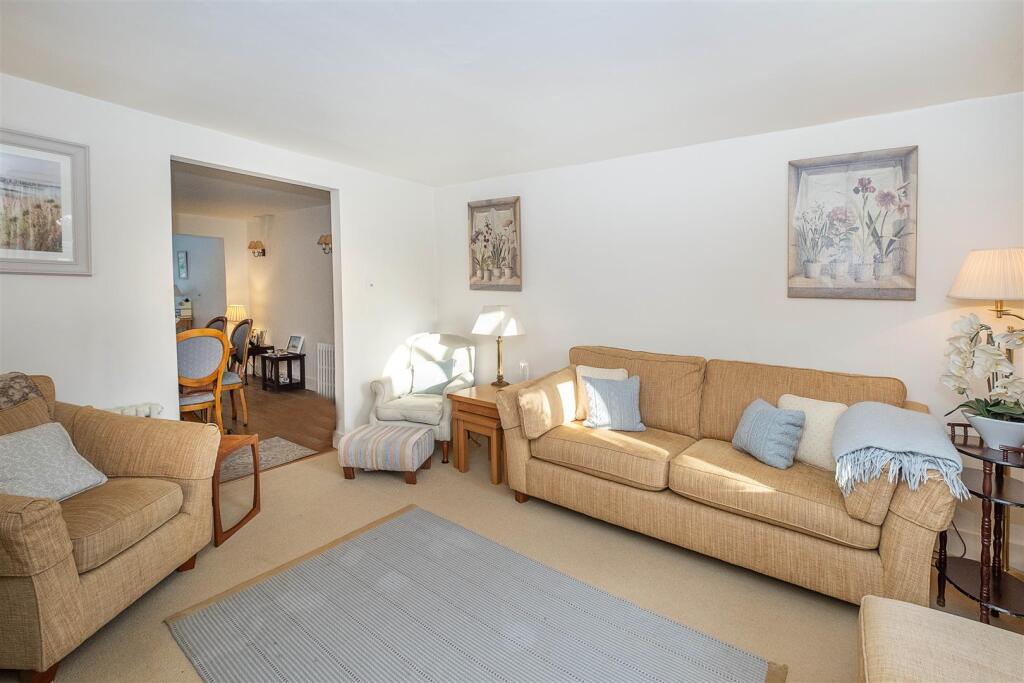 House in Elmbridge, Long Ditton - View 5