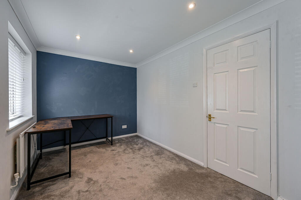 House in London - View 5