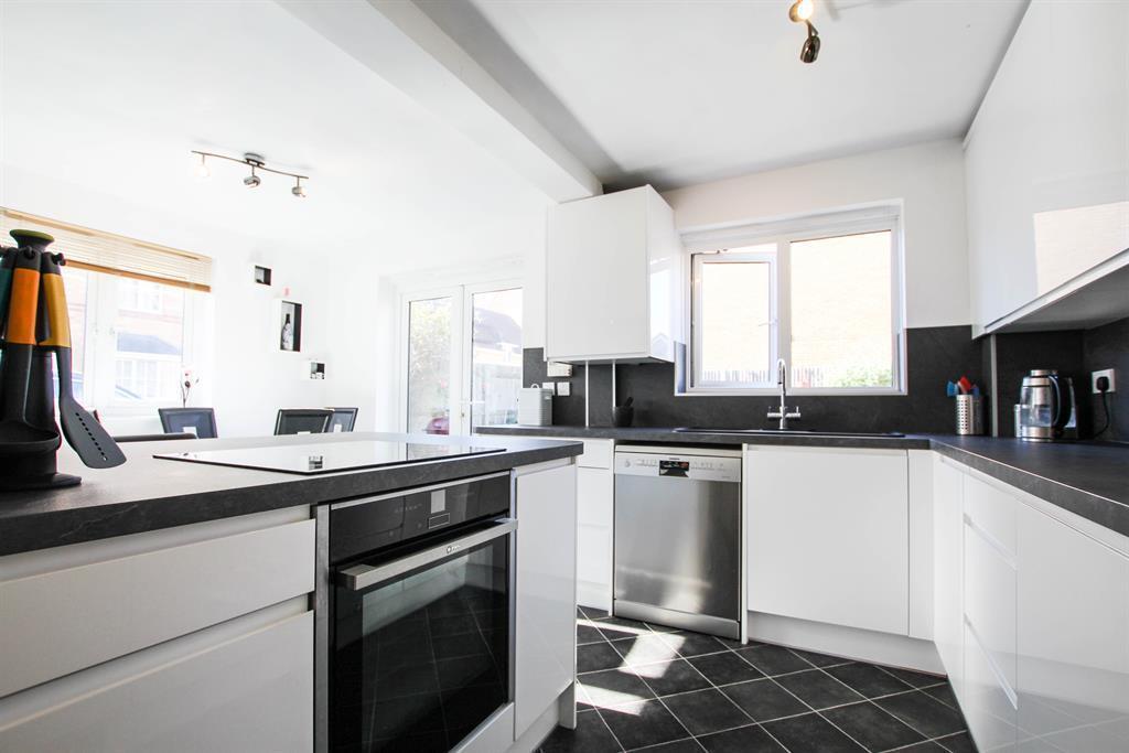 Goodman Drive, Leighton Buzzard, photo 4