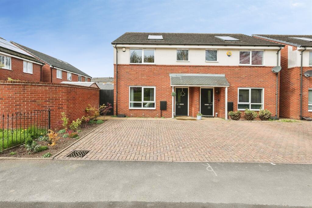 Main image of property: Auckland Drive, Birmingham