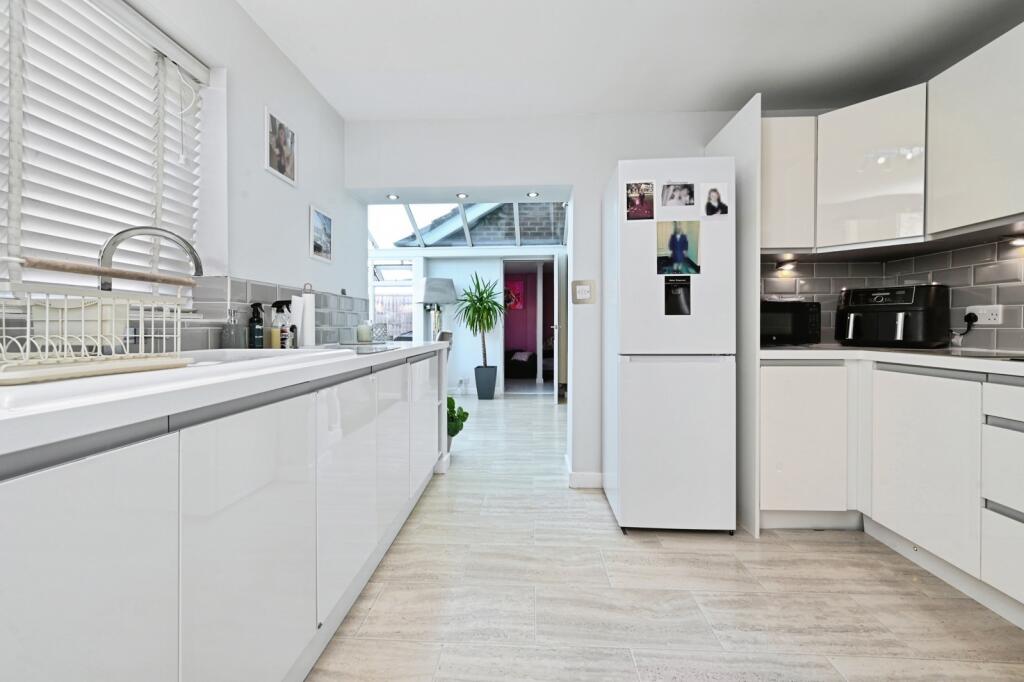 Valiant Gardens, Portsmouth, Hampshire, PO2 - View 3