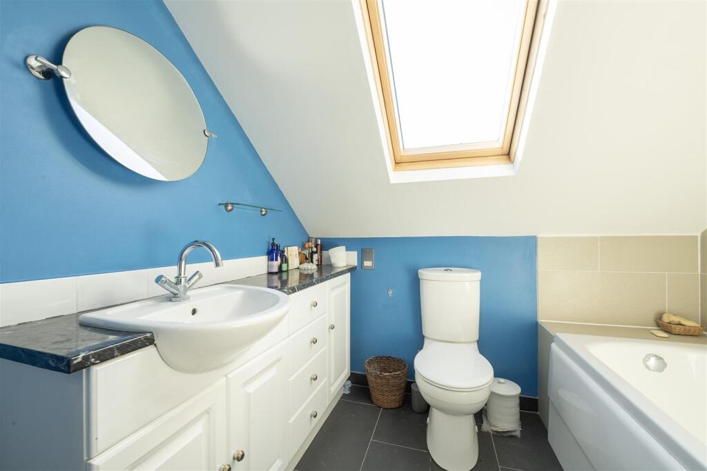 Additional image 9 of Moorland Road, Harpenden