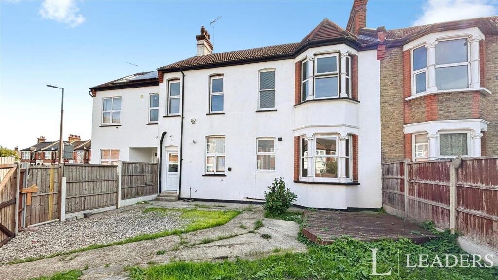 Main image of property: West Road, Westcliff-on-Sea, SS0
