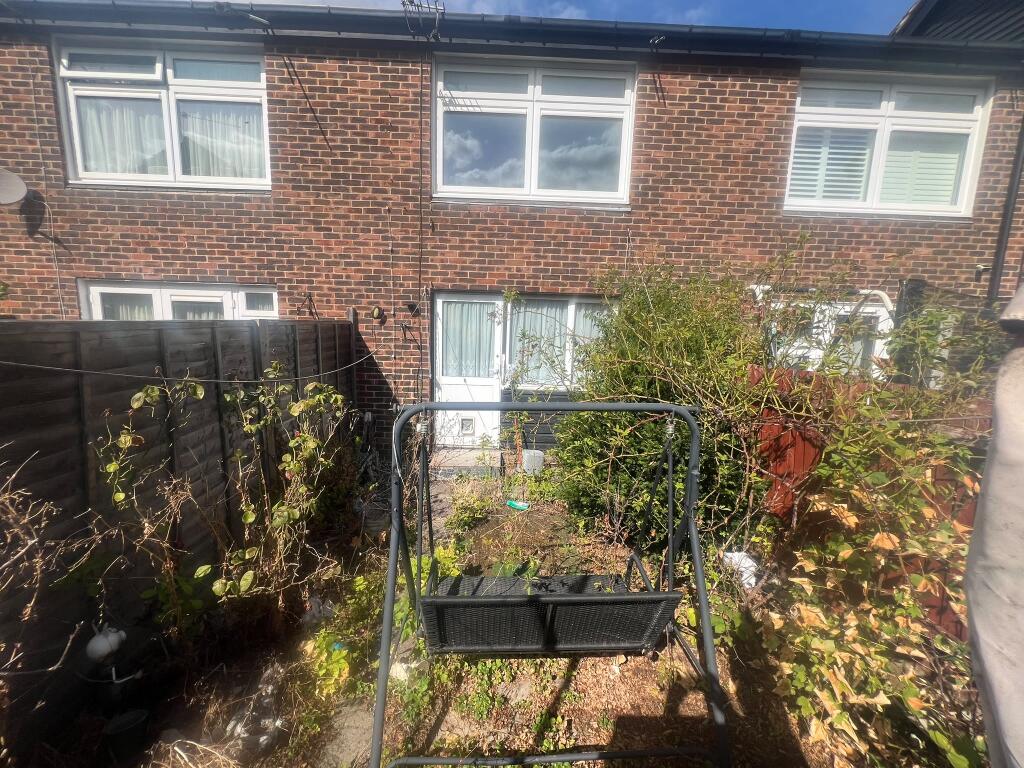 House in London - View 3