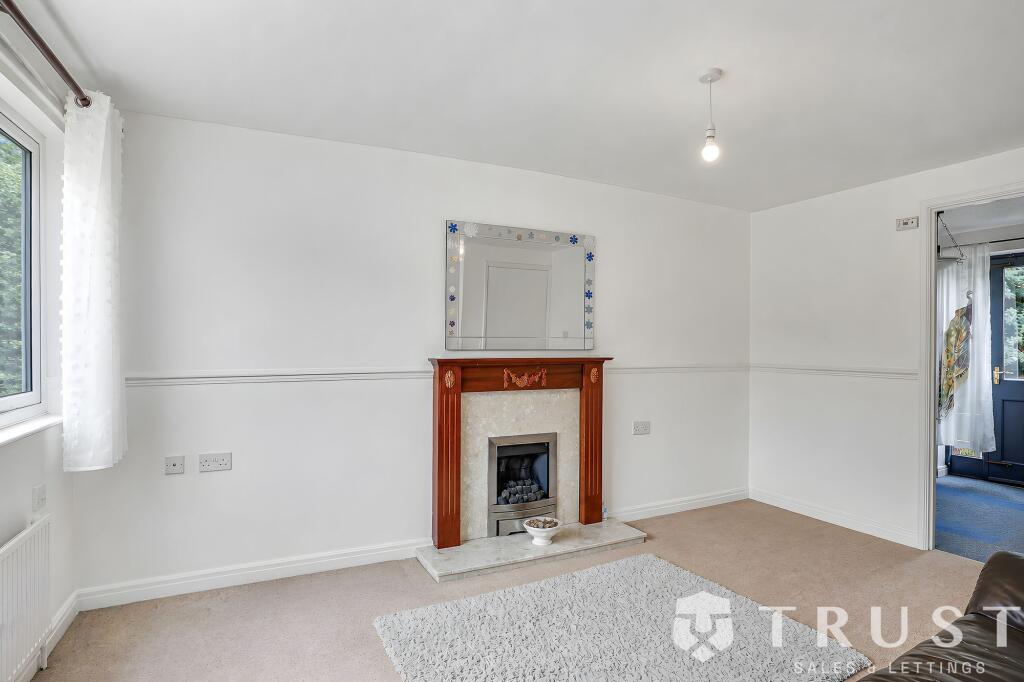 House in Wakefield - View 4