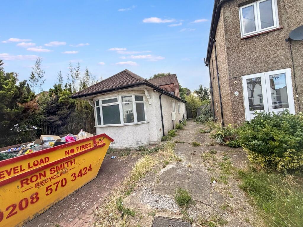 Main image of property: Glasbrook Avenue, Twickenham, TW2