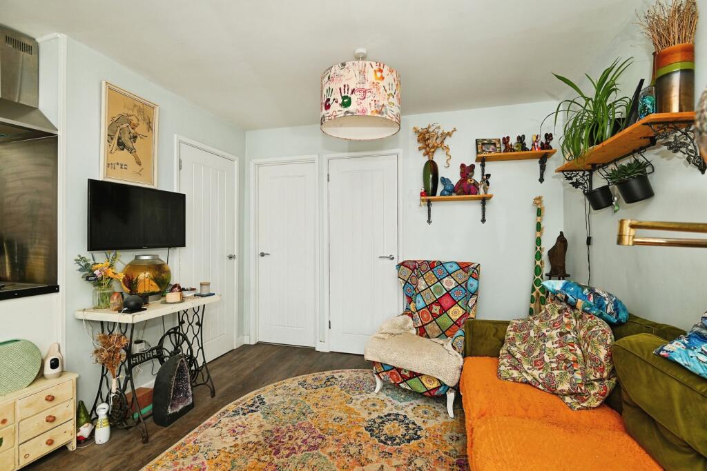 Apartment in Swale, Leysdown - View 5