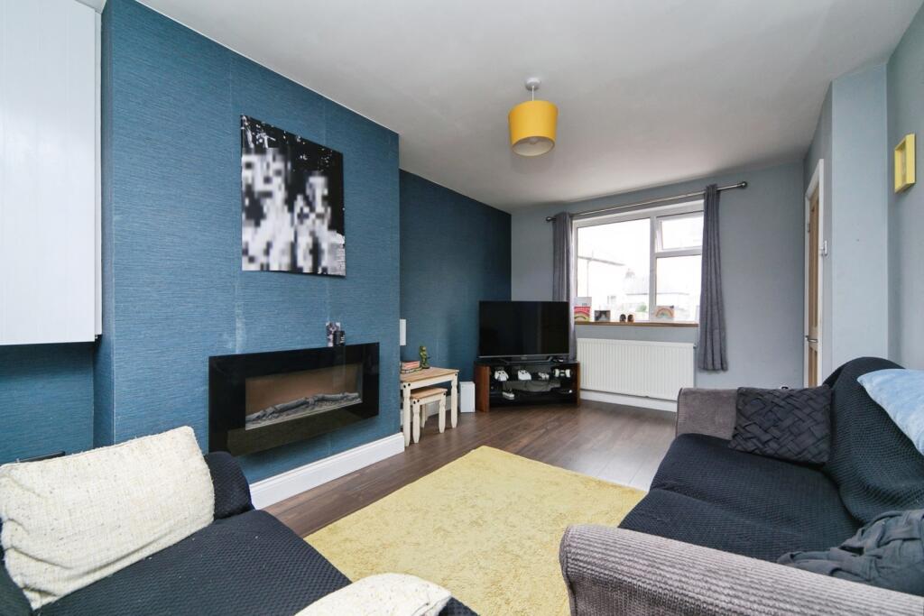Ronald Avenue, Llandudno Junction, Conwy, LL31 photo 2