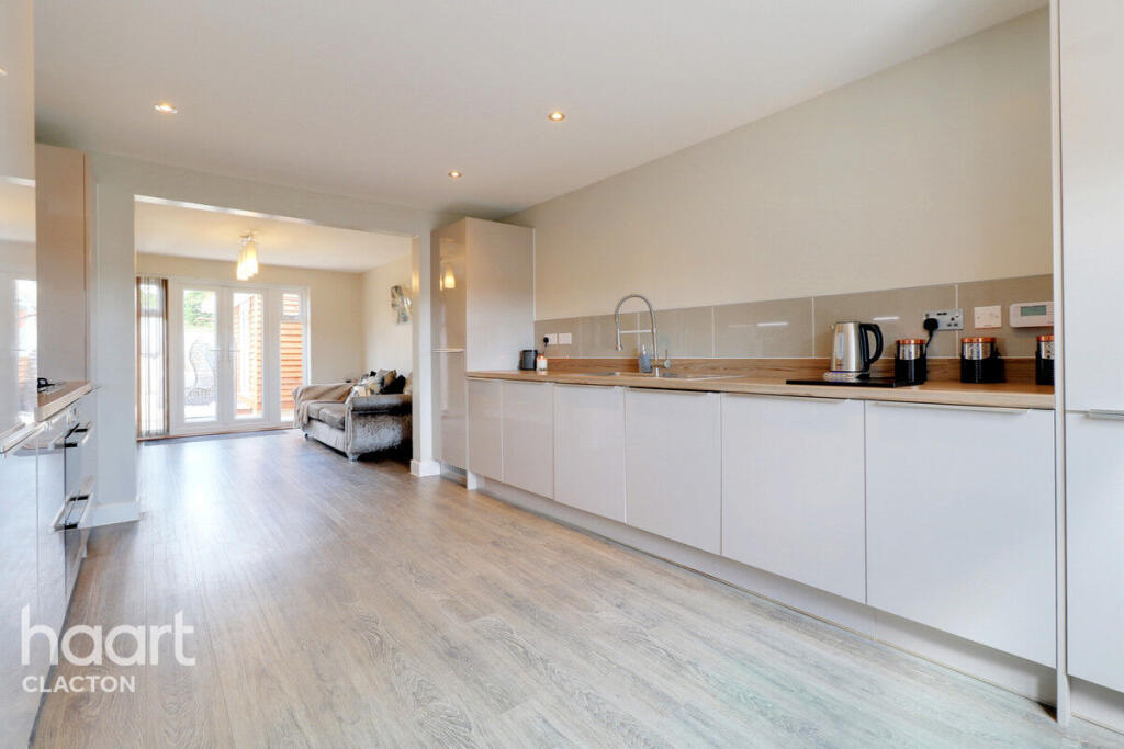 House in Colchester - View 4