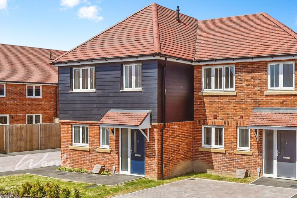 Main image of property: Maude Close New Romney TN28