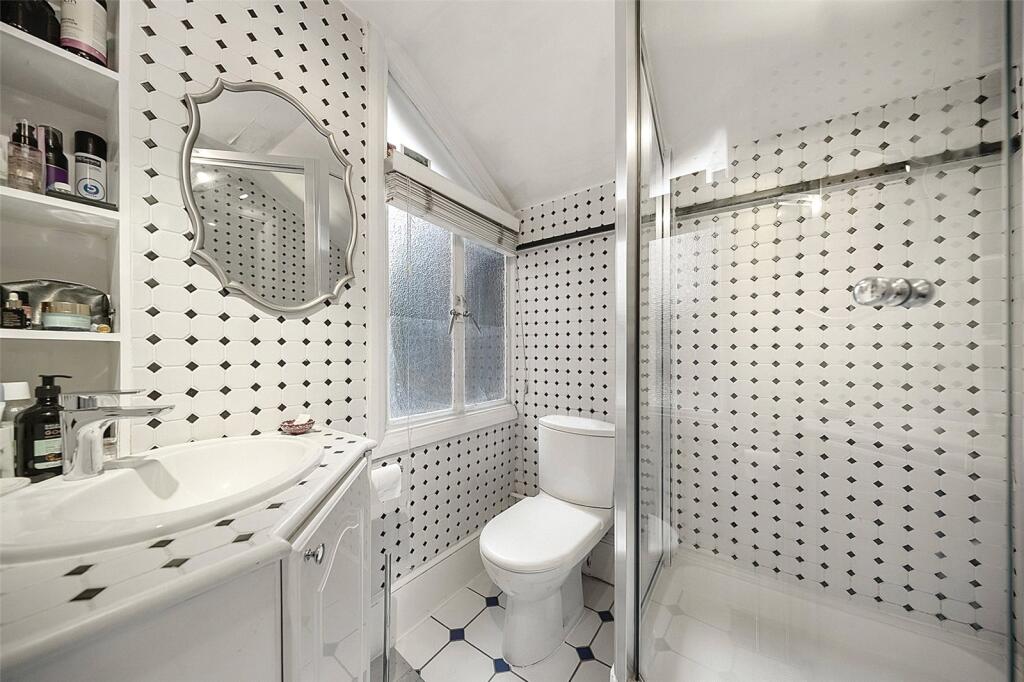 Apartment in London, Kensington - View 5