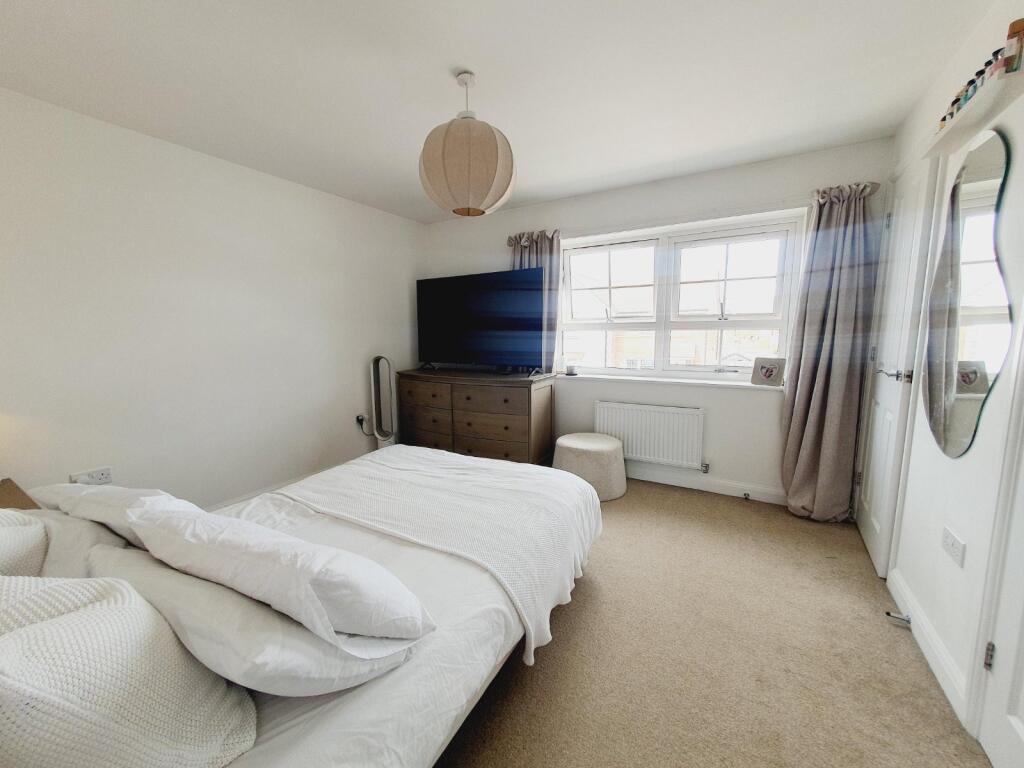 House in Portsmouth - View 4