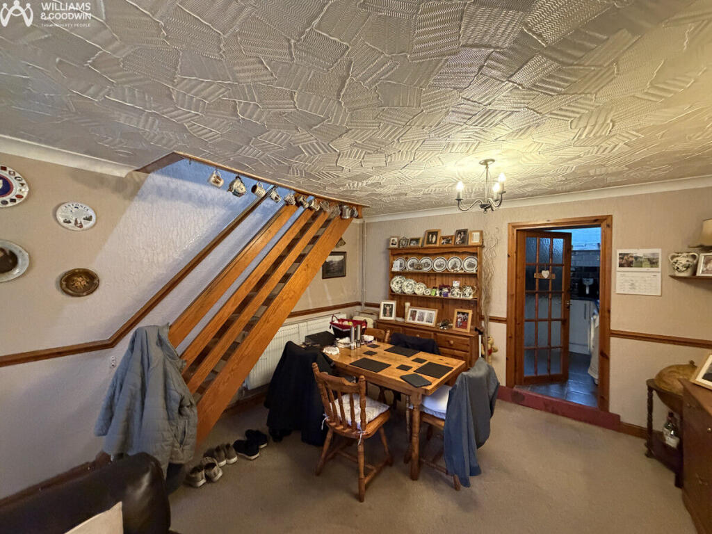 Tabernacle Terrace, Bethesda, Gwynedd, LL57 photo 4