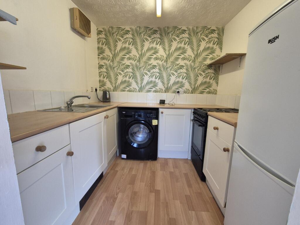 Apartment in Hull, Kingston upon Hull - View 2