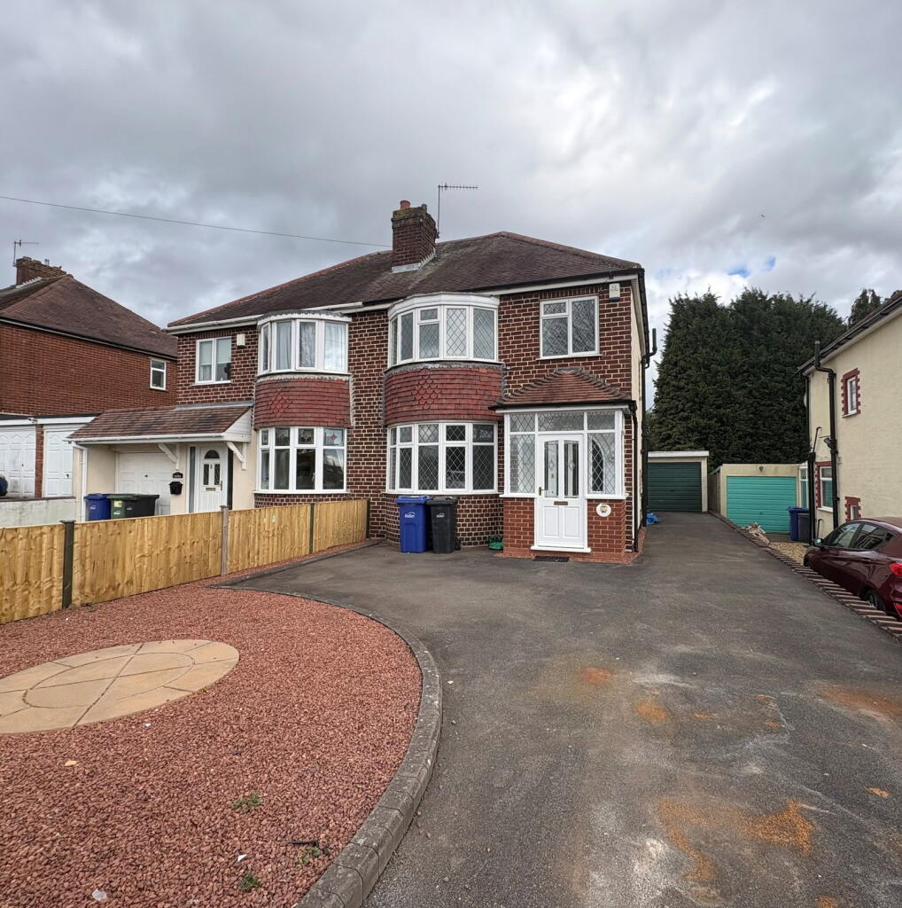 Main image of property: Tiled House Lane, Brierley Hill, DY5 4LT