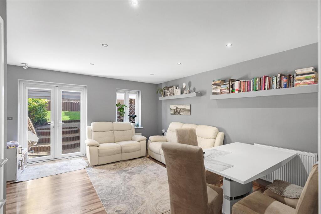 House in Northampton - View 4
