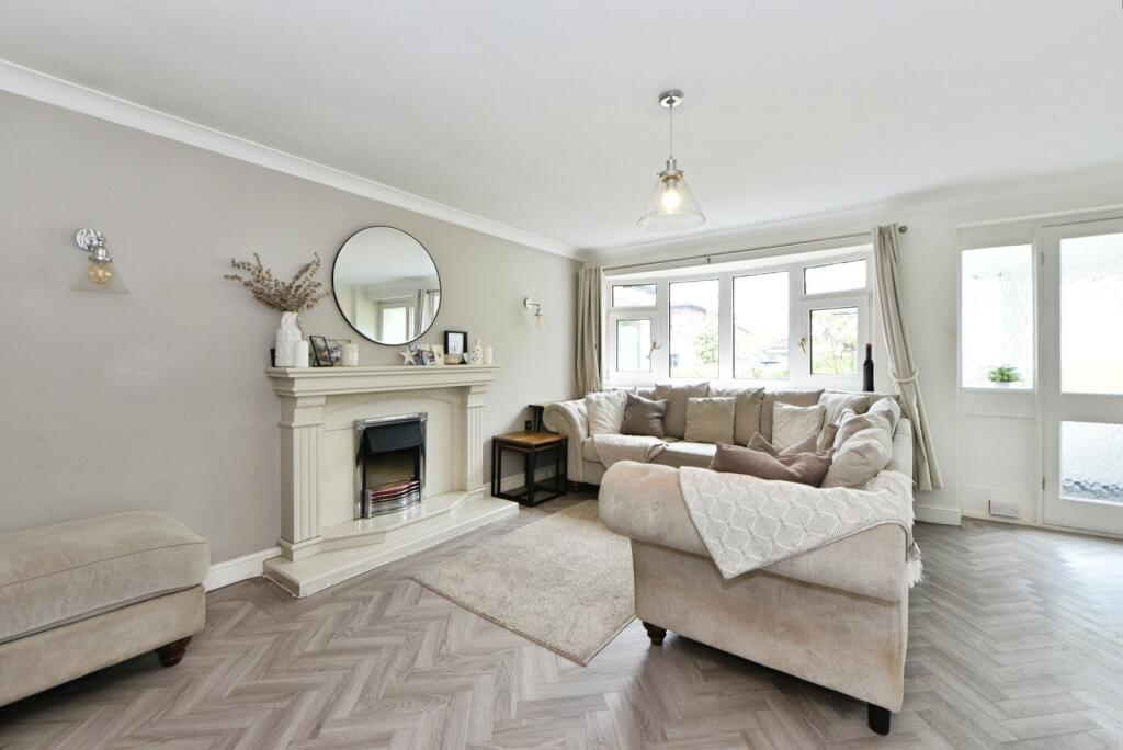 House in Marple - View 3