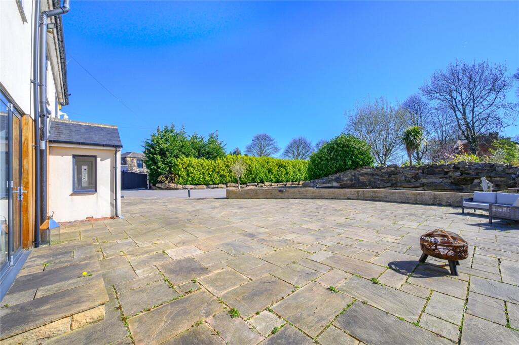 Additional image 37 of Broadway House, Wakefield Road, Drighlington, Bradford, West Yorkshire