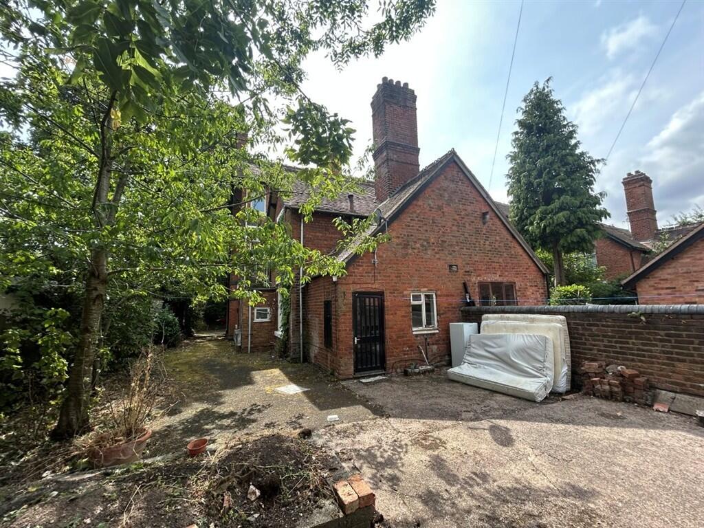 House in Wolverhampton - View 3
