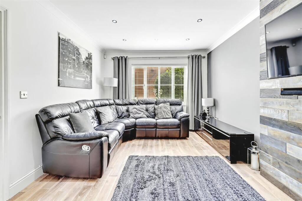 House in Southend-on-Sea - View 5