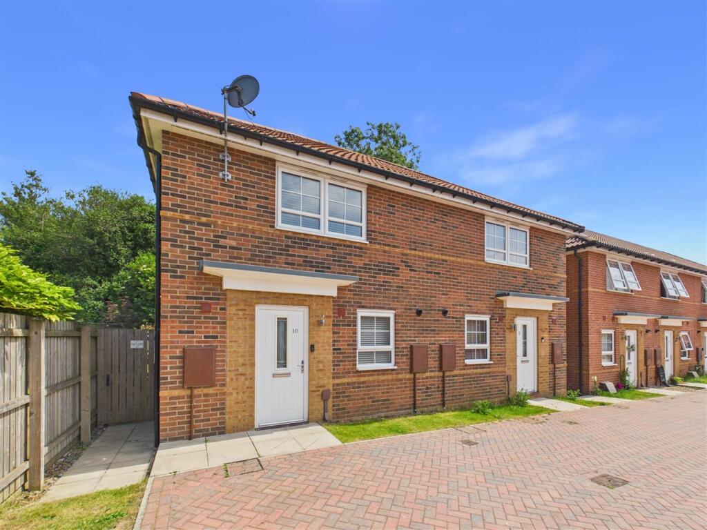 Main image of property: Needham Rise, Hessle