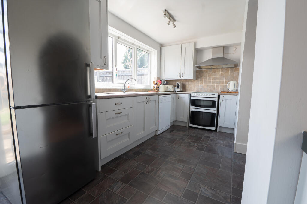 Arnold Road, Eastleigh, SO50 photo 4