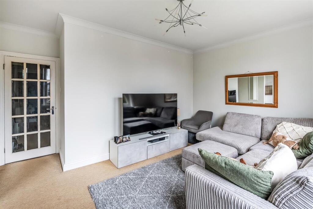 Park Hill Close, Carshalton Beeches photo 4