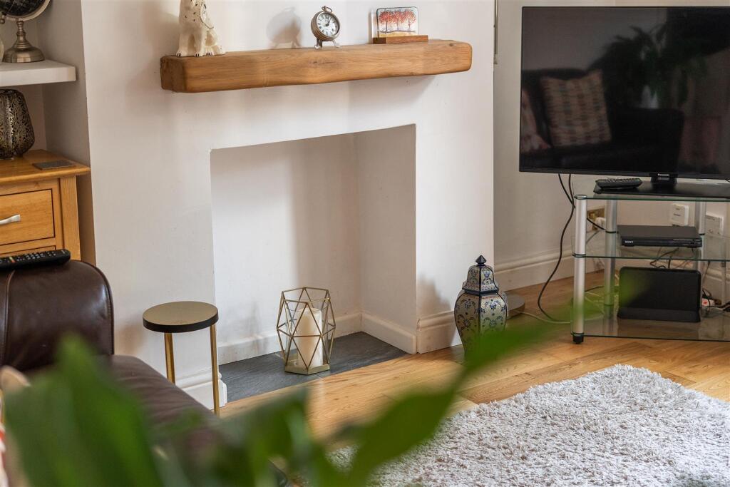 House in Sheffield - More