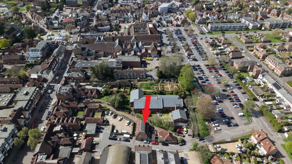 Main image of property: Folly Lane, Petersfield, Hampshire, GU31