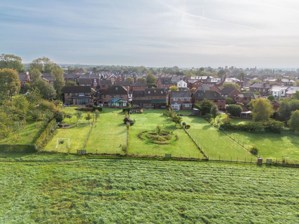 House in Wigan, Greater Manchester - View 2