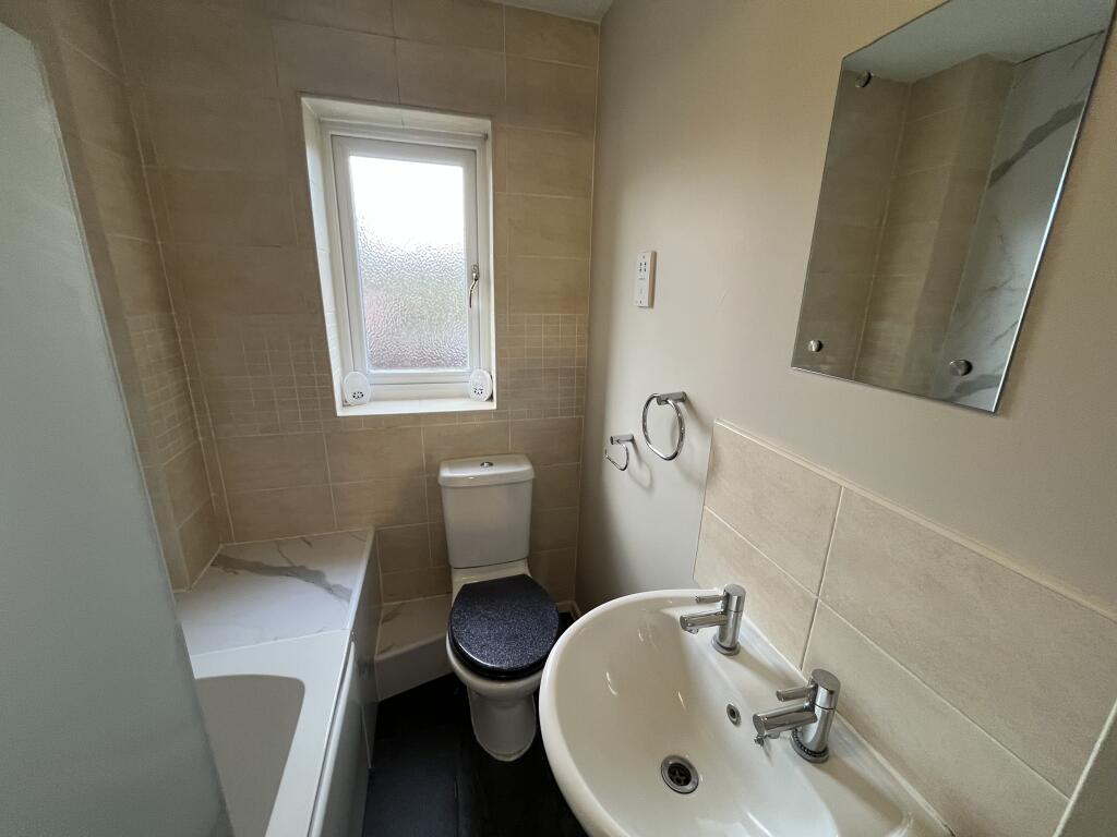 House in Dudley - View 3