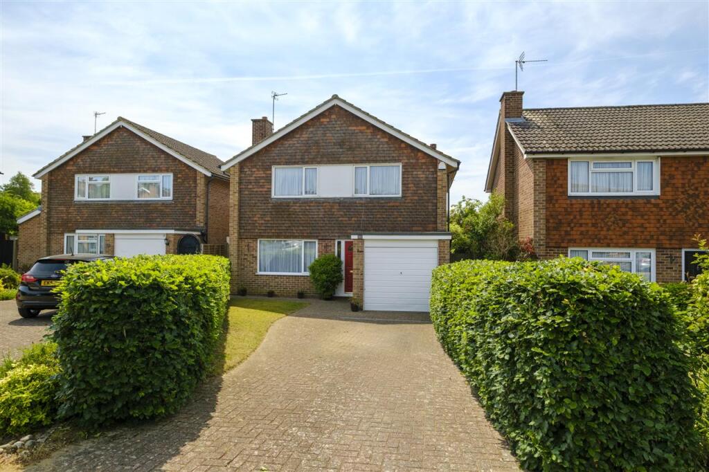 Main image of property: The Almonds, Bearsted