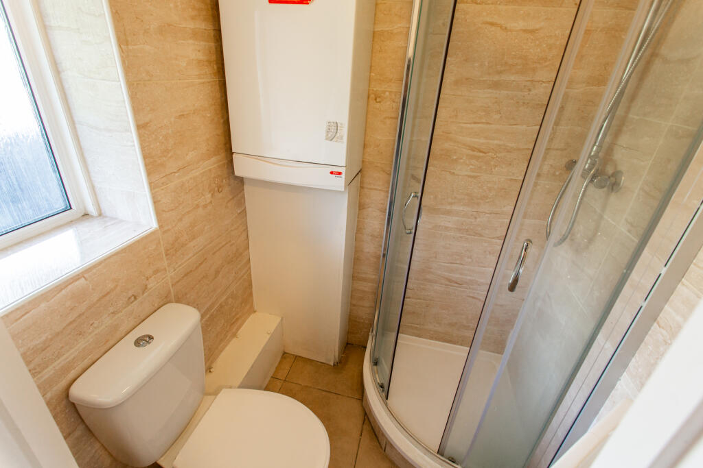 Apartment in London - View 5