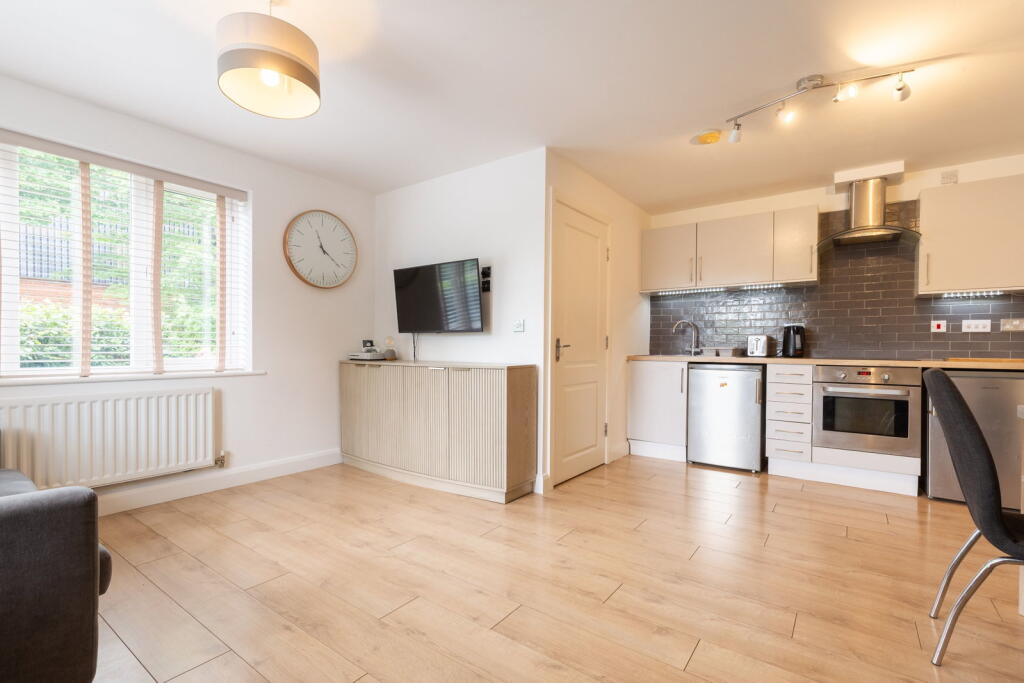 House in Leeds - View 5