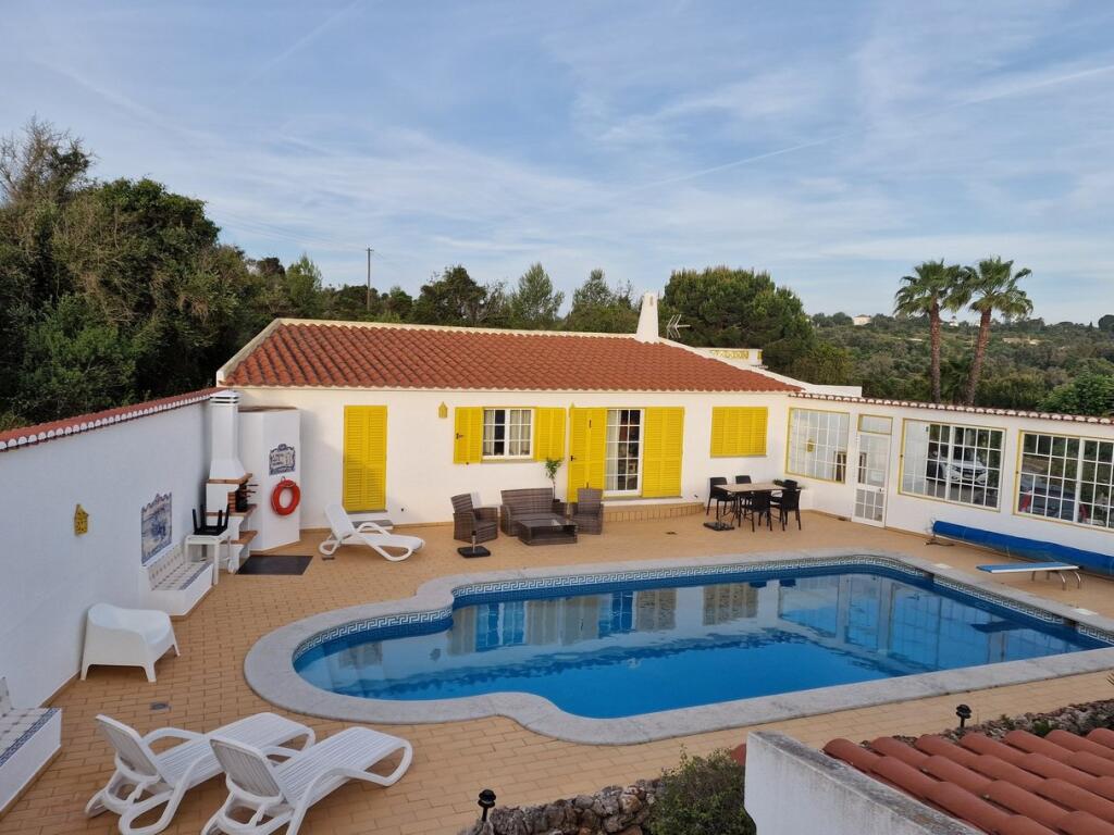 Main image of property: Armacao de Pera, Algarve, Portugal