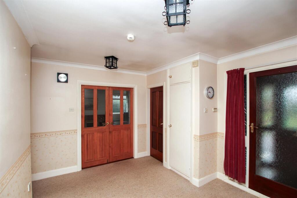 Lincoln Road, Bassingham, Lincoln photo 4
