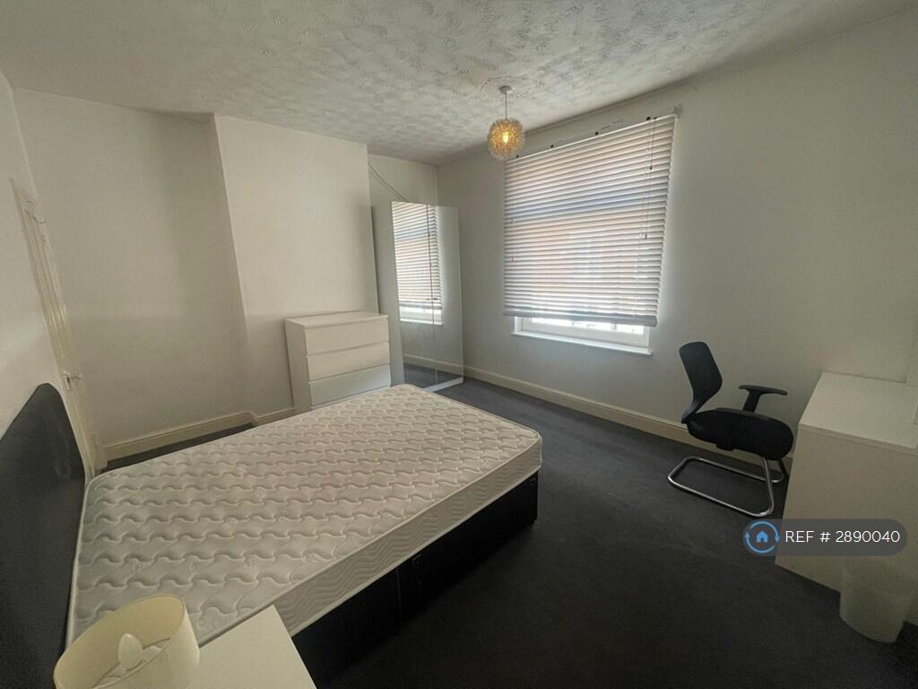 1 bedroom house share for rent