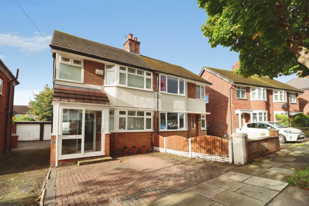 Main image of property: Asterfield Avenue, Bebington