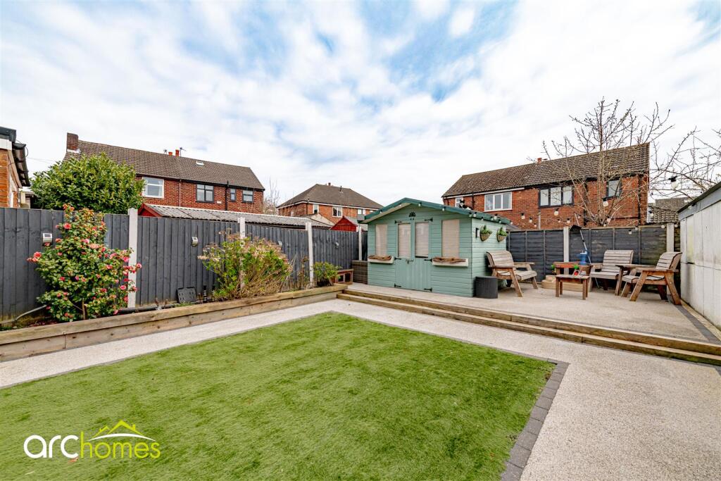 Oak Avenue, Hindley Green, Wigan photo 4