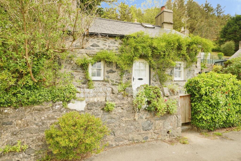 Main image of property: Boduan, Pwllheli, Gwynedd, LL53