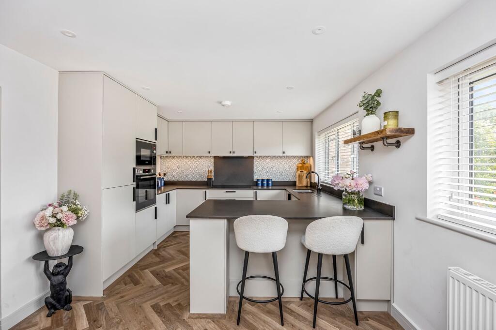 House in Steyning - View 2