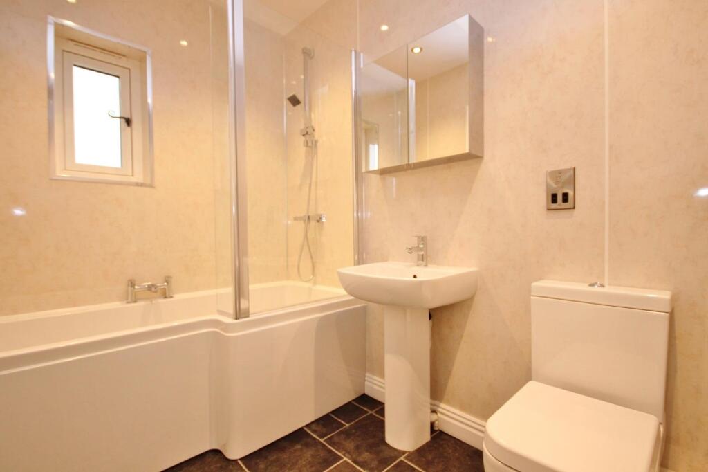 Apartment in Darlington - More