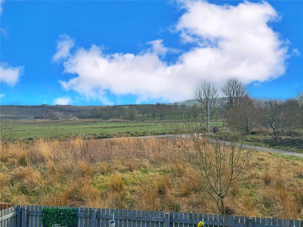 House in Rossendale, Greave - More